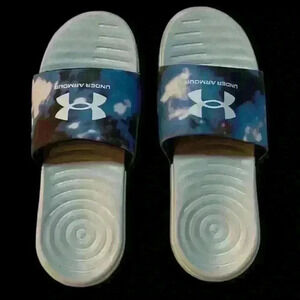 Under Armour Ana’s Graphic Women’s Slide Size 8